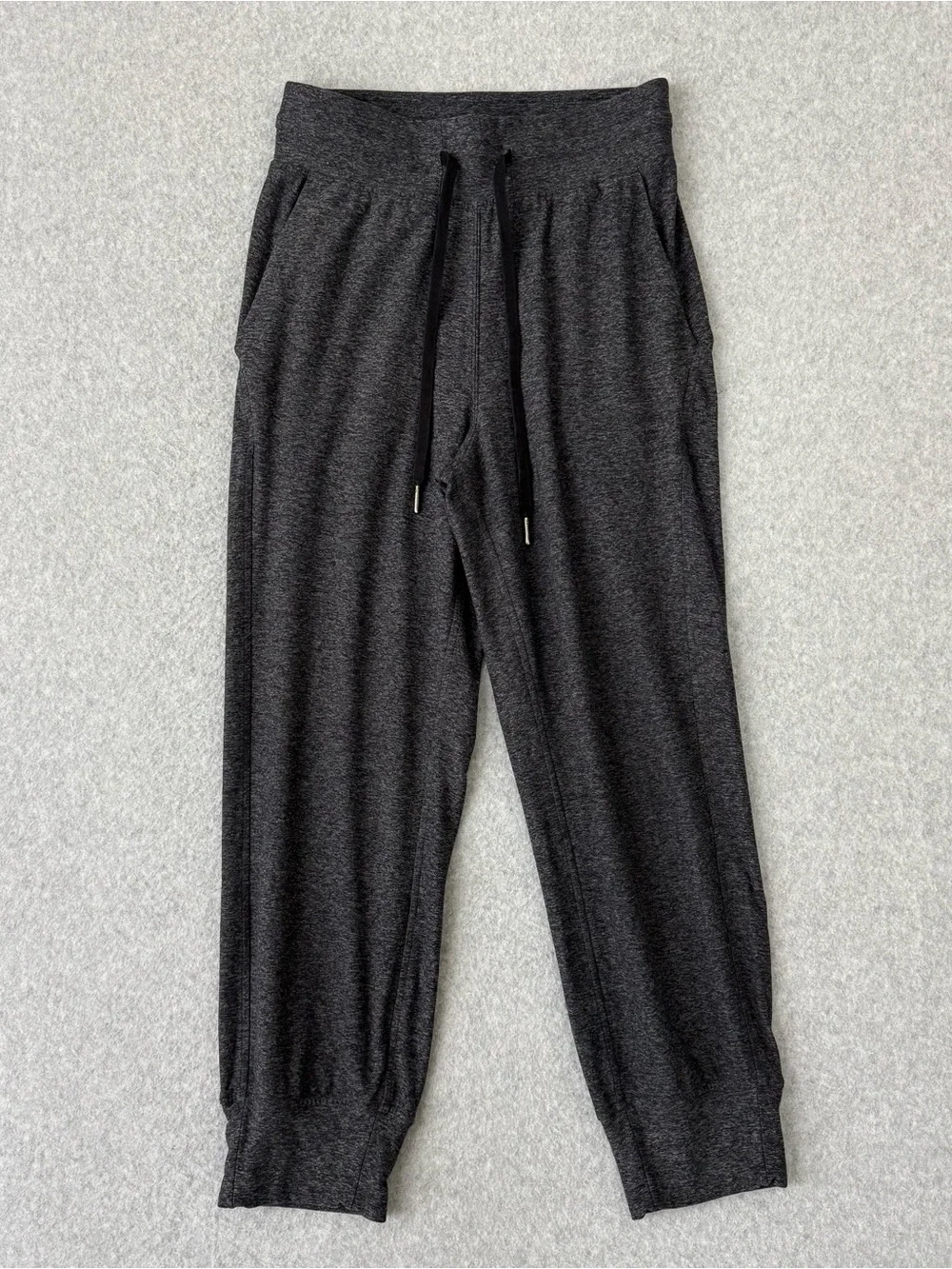 Lululemon Jogger Pants Size 4 Gray W6BYMS Ready to Rulu High Rise Cropped